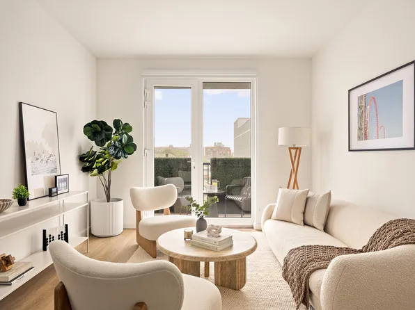 100 Sullivan Place image 2 of 22