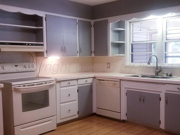 5th image of 1324 Williston St