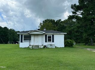 852 Old Stage Rd S, Erwin, NC 28339