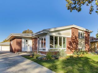 11122 Martindale Dr, Westchester, IL