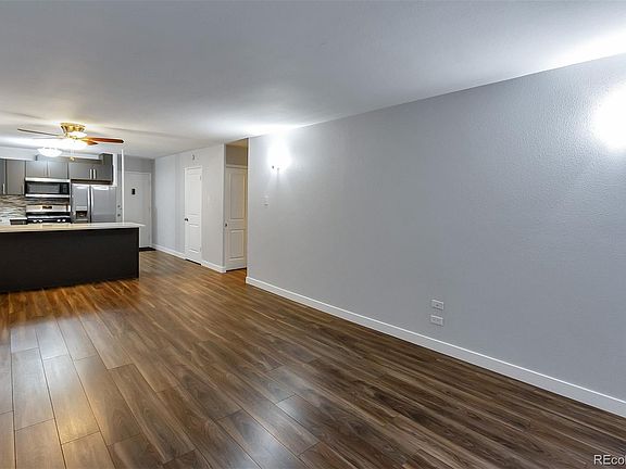 5th image of 800 N Washington St APT 206