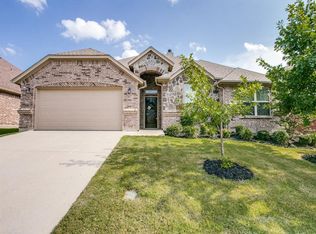 419 Silver Mine Dr, Justin, TX 76247