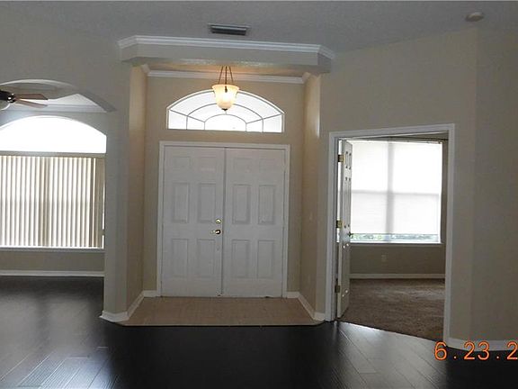 3rd image of 1100 Lake Rogers Cir