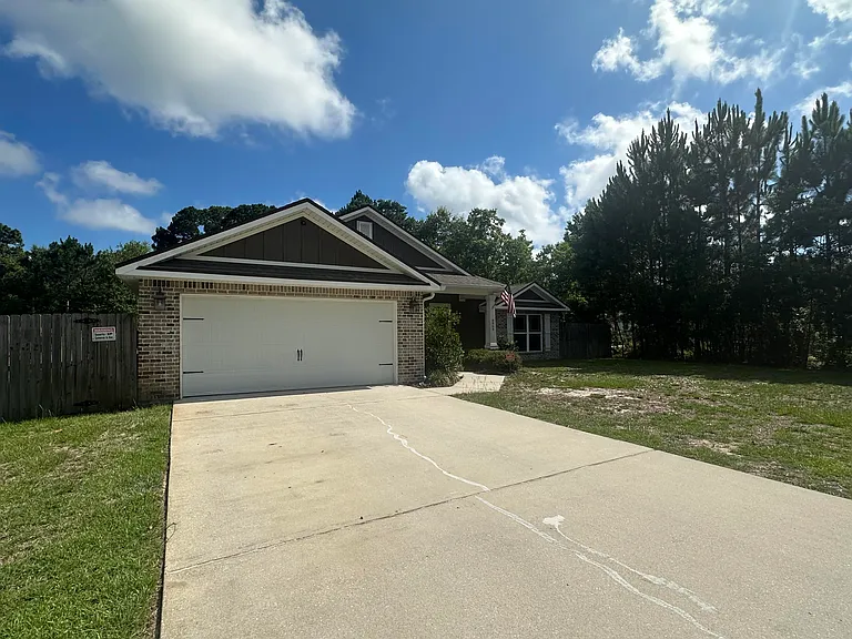 8959 E River Dr — Photo 2