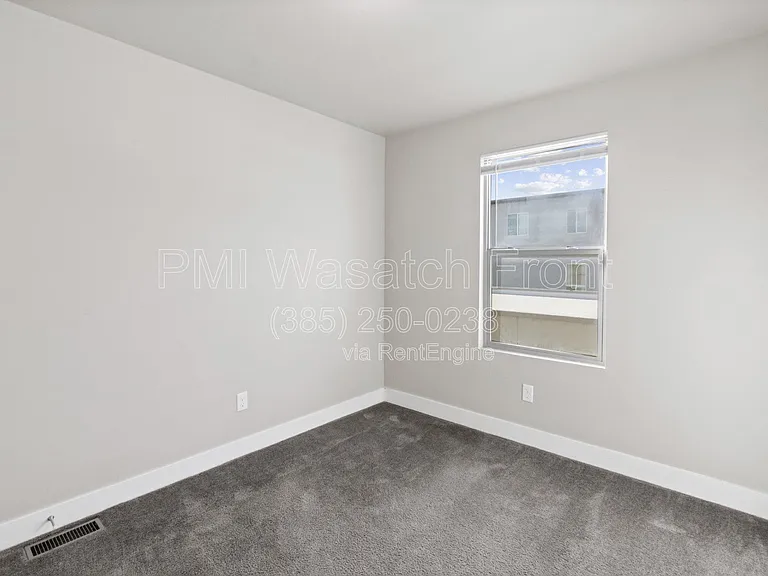 4721 W Zig Zag Rd — Photo 14