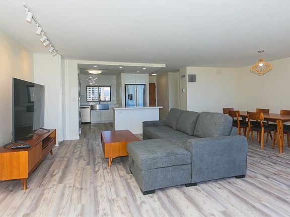5th image of 1910 Ala Moana Blvd APT 20C