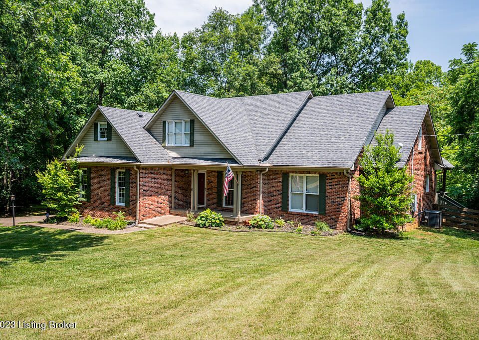 1st image of 272 Carrington Ct