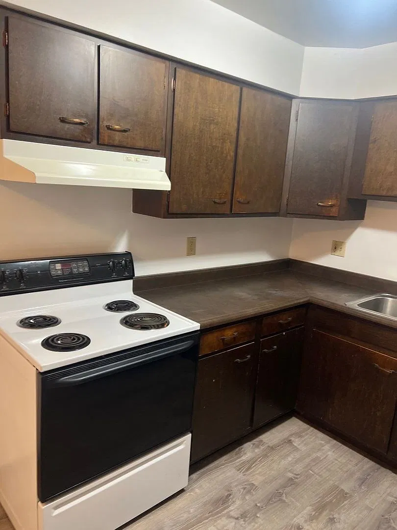 3107 97th Place — Photo 2