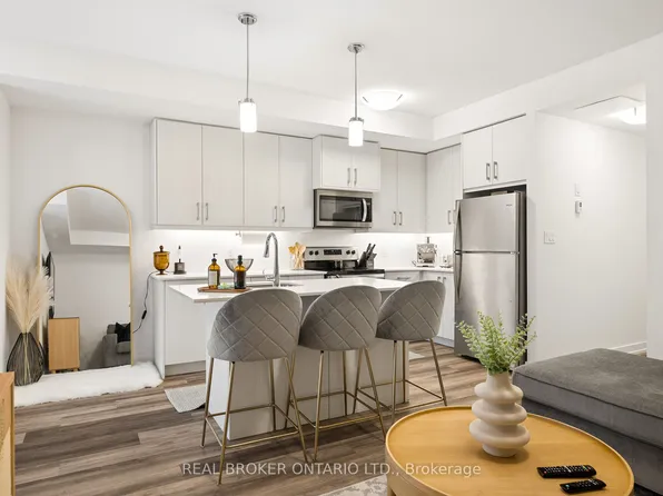 10 Palace St #A1, Kitchener, ON N2E 0J3