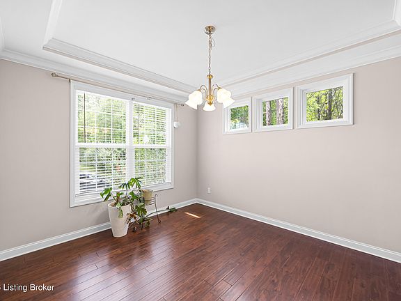 3rd image of 12528 Deer Lake Ln
