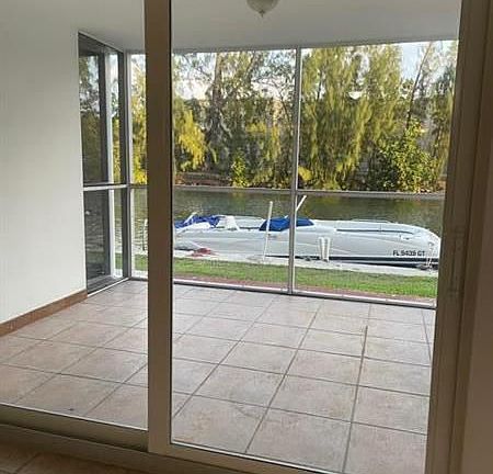 5th image of 3660 NE 166th St APT 107