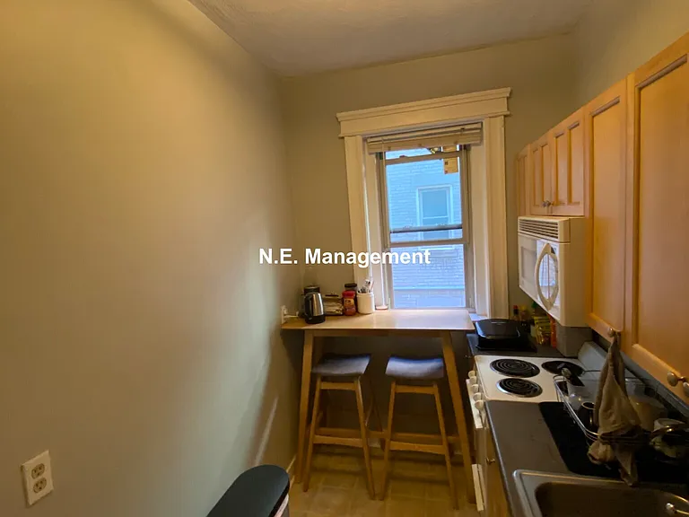 1667 Commonwealth Ave #5 — Photo 2