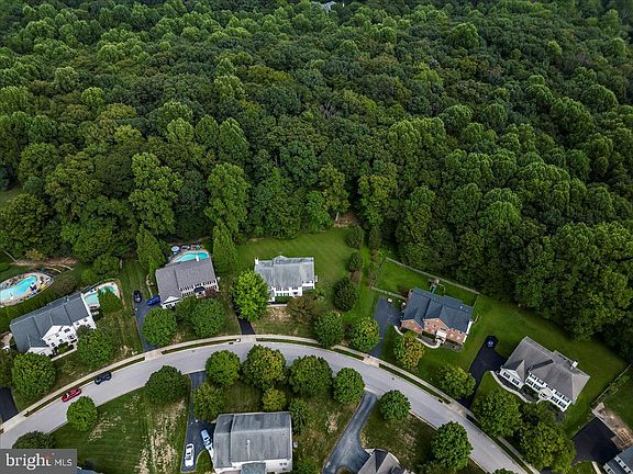5th image of 1206 Indian Trail Dr
