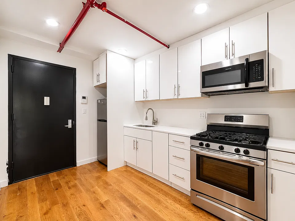 850 Flatbush Ave #3