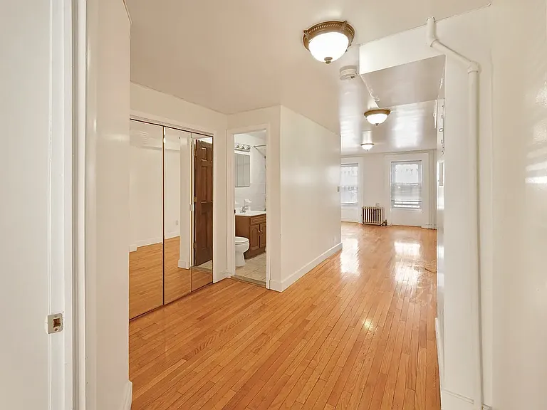 50 Van Buren St #1 — Photo 13