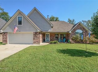 232 Southern Creek Cir, Haughton, LA 71037