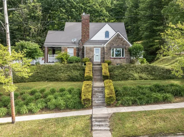 650 E Spruce St, Titusville, PA 16354