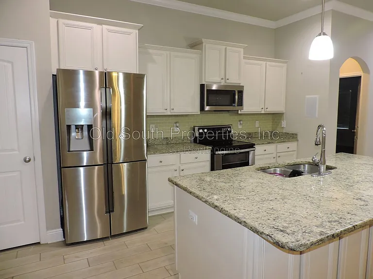 4221 Essex Terrace Cir — Photo 6