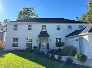 17017 Lanier Ave, Strongsville, OH