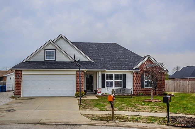 1st image of 404 Somerset Ct