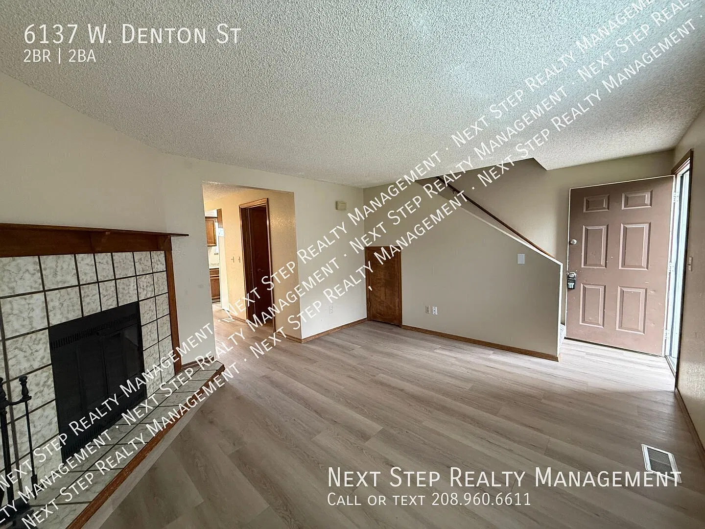 2 Bed 1.5 Bath - Across the street from St Als Hospital — Photo 3