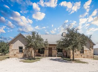 888 Tierra Linda Dr, ConCan, TX 78881