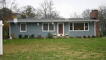 5th image of 16 Woodland Dr