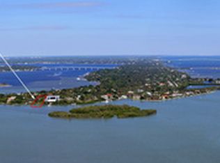 34 W High Point Rd, Sewalls Pt, FL 34996