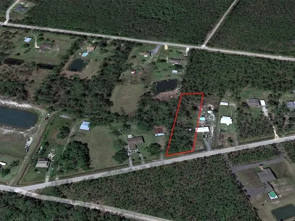 721 Stebel Dr, Wewahitchka, FL 32465