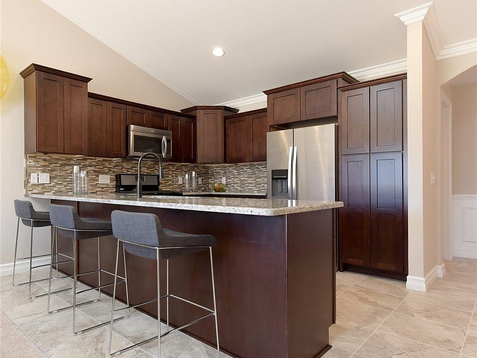 2nd image of 51186 Dunston Dr #8