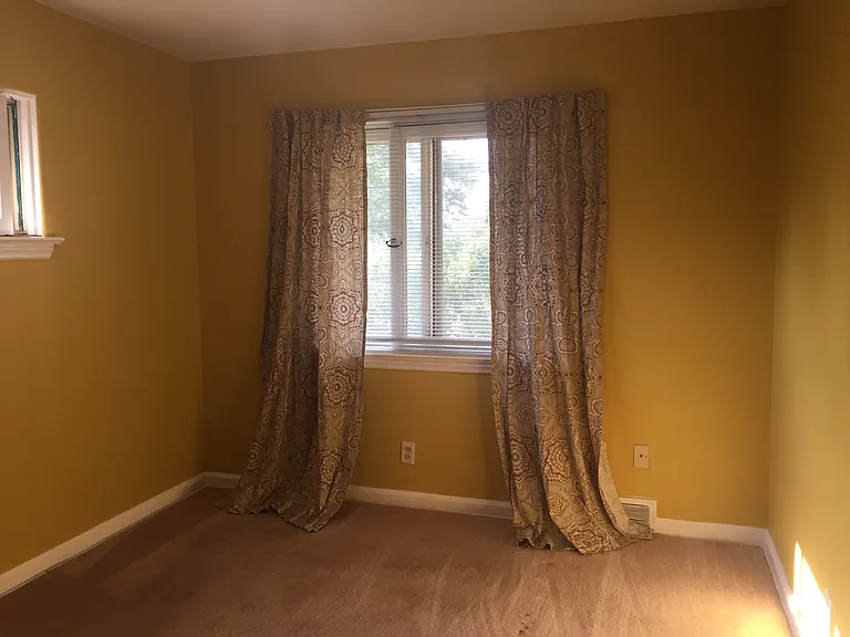 Whitehills Dr — Photo 28