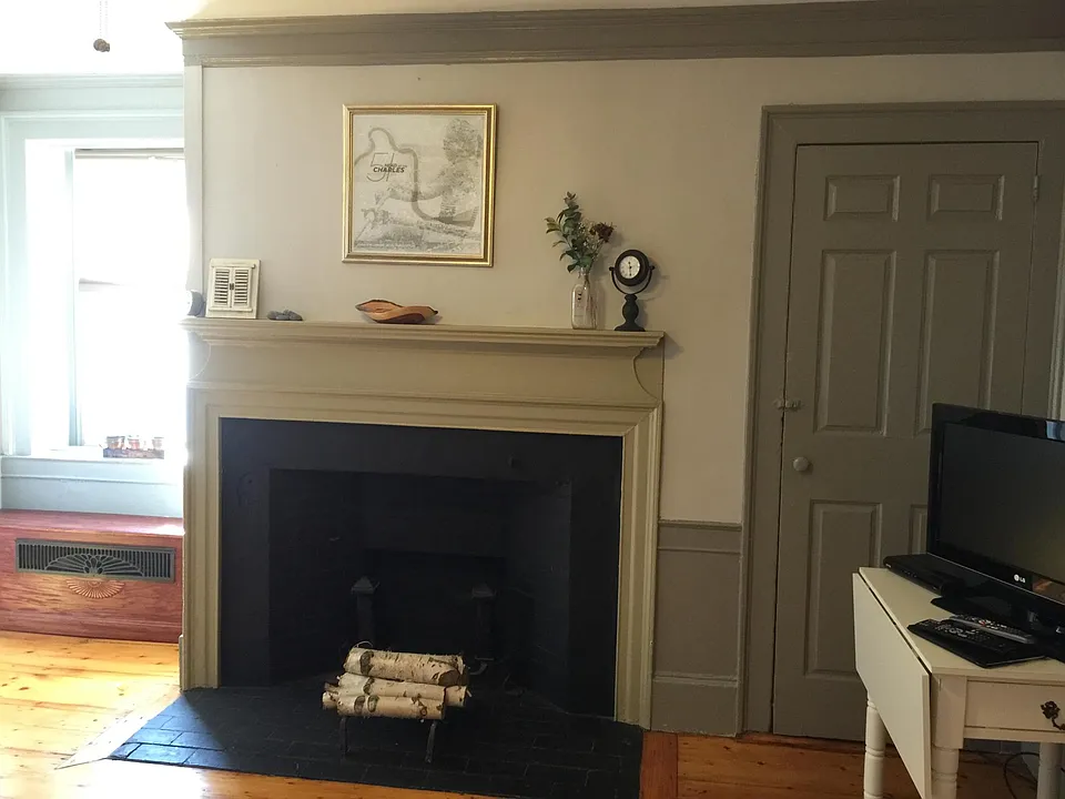 25 Briggs St #2