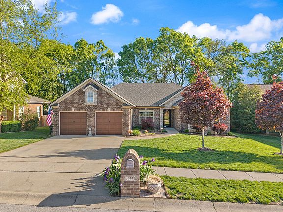 4th image of 144 Cherry Hill Dr