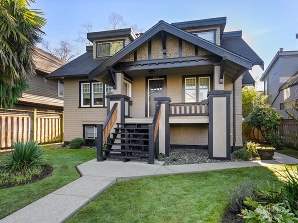 2980 W 8th Ave, Vancouver, BC V6K 2C1