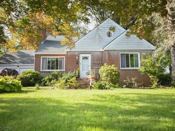 824 Nassau St, North Brunswick Twp., NJ 08902