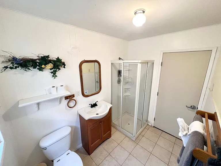 877 Tulip Ln — Photo 27