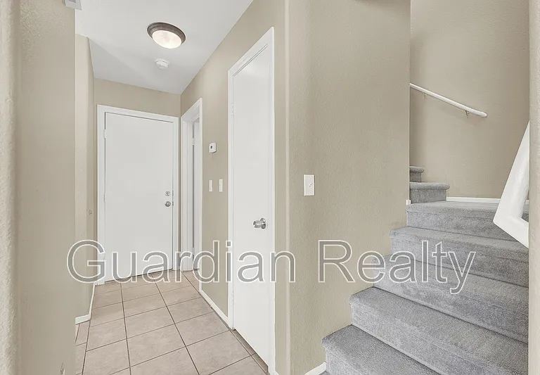 76 Belle Maison Ave — Photo 9
