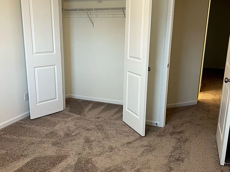 760 Earhart St NW — Photo 14