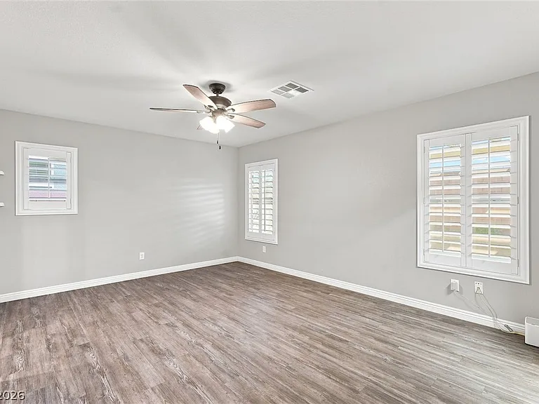 1525 Deep Valley Ave — Photo 32