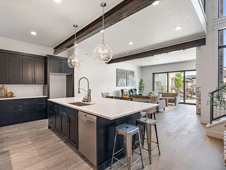 2510 W Iron Coop St #1 — Photo 15