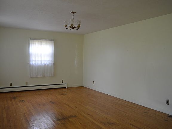 2nd image of 3748 Jefferson Hwy