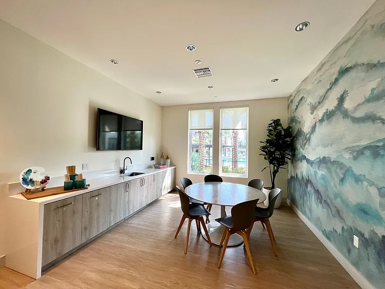 9369 Solaire Pl — Photo 24