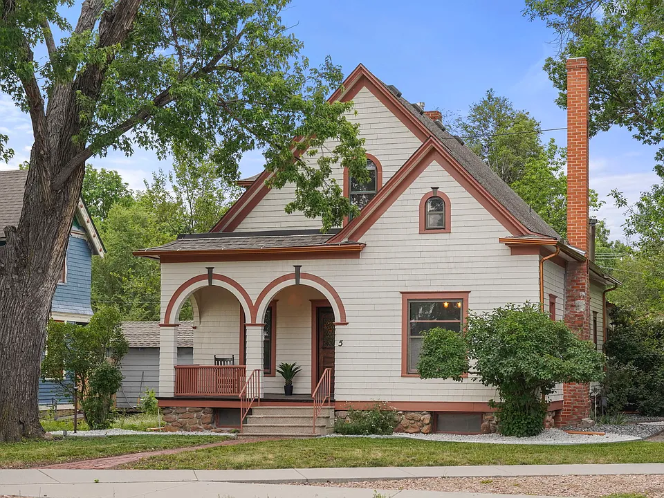 5 Cheyenne Blvd