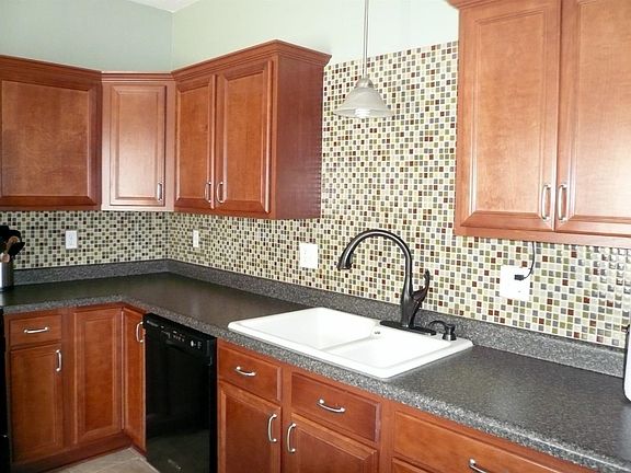 Stylish backsplash surround!