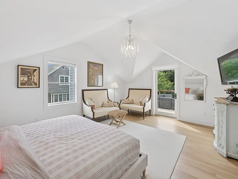 85 Gould St — Photo 33