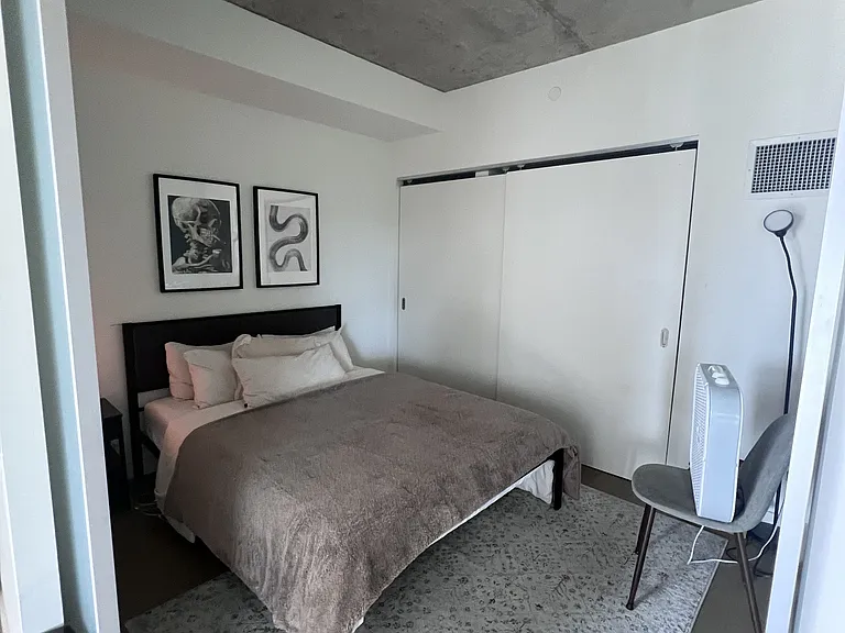 111 Bathurst St #403 — Photo 6