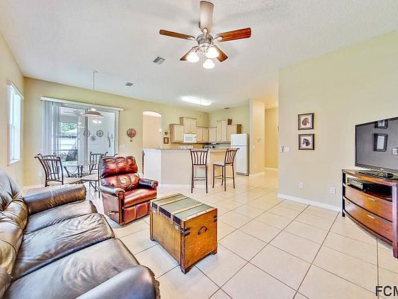 5th image of 28 Farnell Ln
