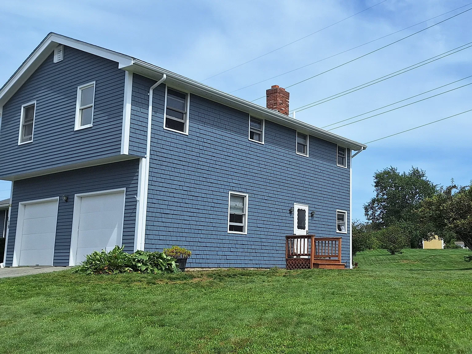 3 bed, 2.5 bath, 2016 sqft, $4,500 — Photo 3