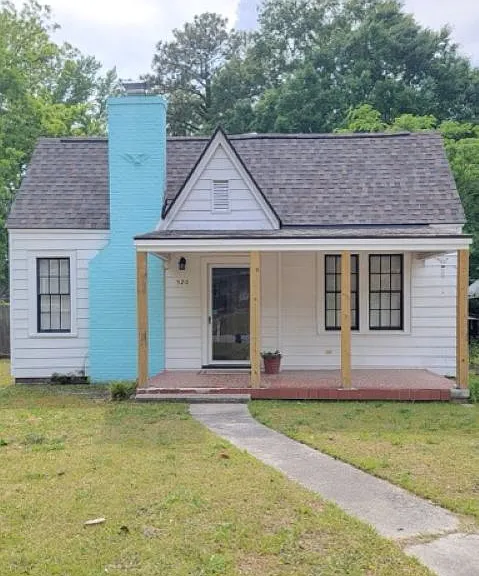 520 N Daughtry St — Photo 1