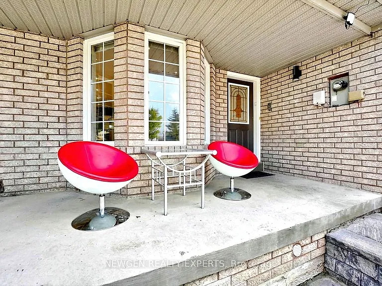 68 Root Cres E #UPPER — Photo 26